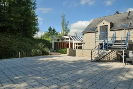 Maison Écureuil 20 pax à Bohon : sauna et parc : photo 8