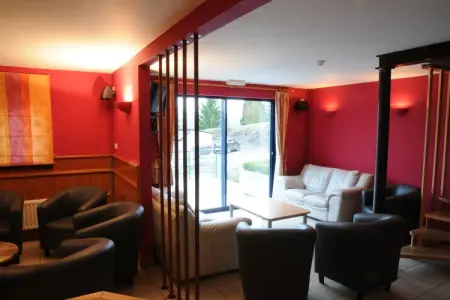 Maison Écureuil 20 pax à Bohon : sauna et parc : photo 14