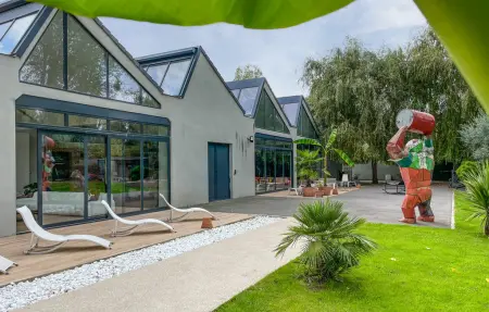 Maison 10 personnes à Breuillet, piscine intérieure et sauna : photo 13