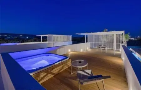 Maison avec piscine et jacuzzi à Marina di Ragusa : photo 4