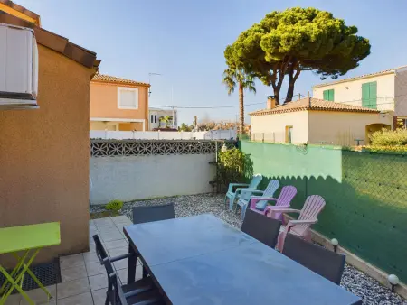 Location maison à Le Grau d'Agde, Maison T3 Climatisée à 450m de la Plage avec Terrasse et Garage