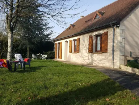 Maison de campagne familiale avec jardin, proche du Haras du Pin, calme et agréable - Photo 1