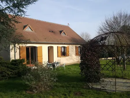 Maison de campagne familiale avec jardin, proche du Haras du Pin, calme et agréable - Photo 2