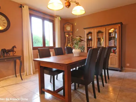 Maison de campagne familiale avec jardin, proche du Haras du Pin, calme et agréable - Photo 8