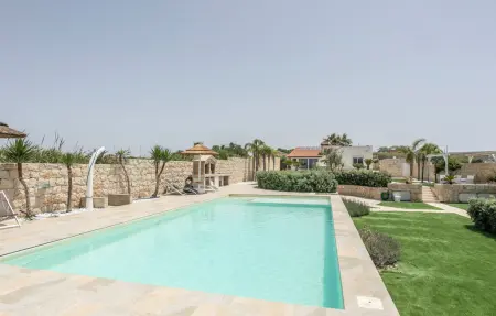Maison 8 pers. avec piscine à 100 m de la plage : photo 13