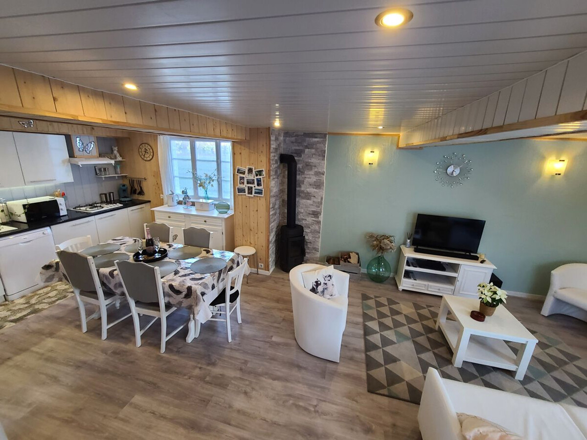 Gîte indépendant Taintrux : 4 pers., randos, poêle à bois - Photo 3