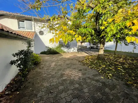 Spacieuse villa avec véranda et jardin à Capbreton - Photo 3
