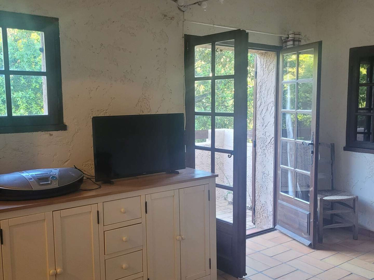 Mazet méditerranéen 6 pers. avec terrasse et jardin - Photo 16