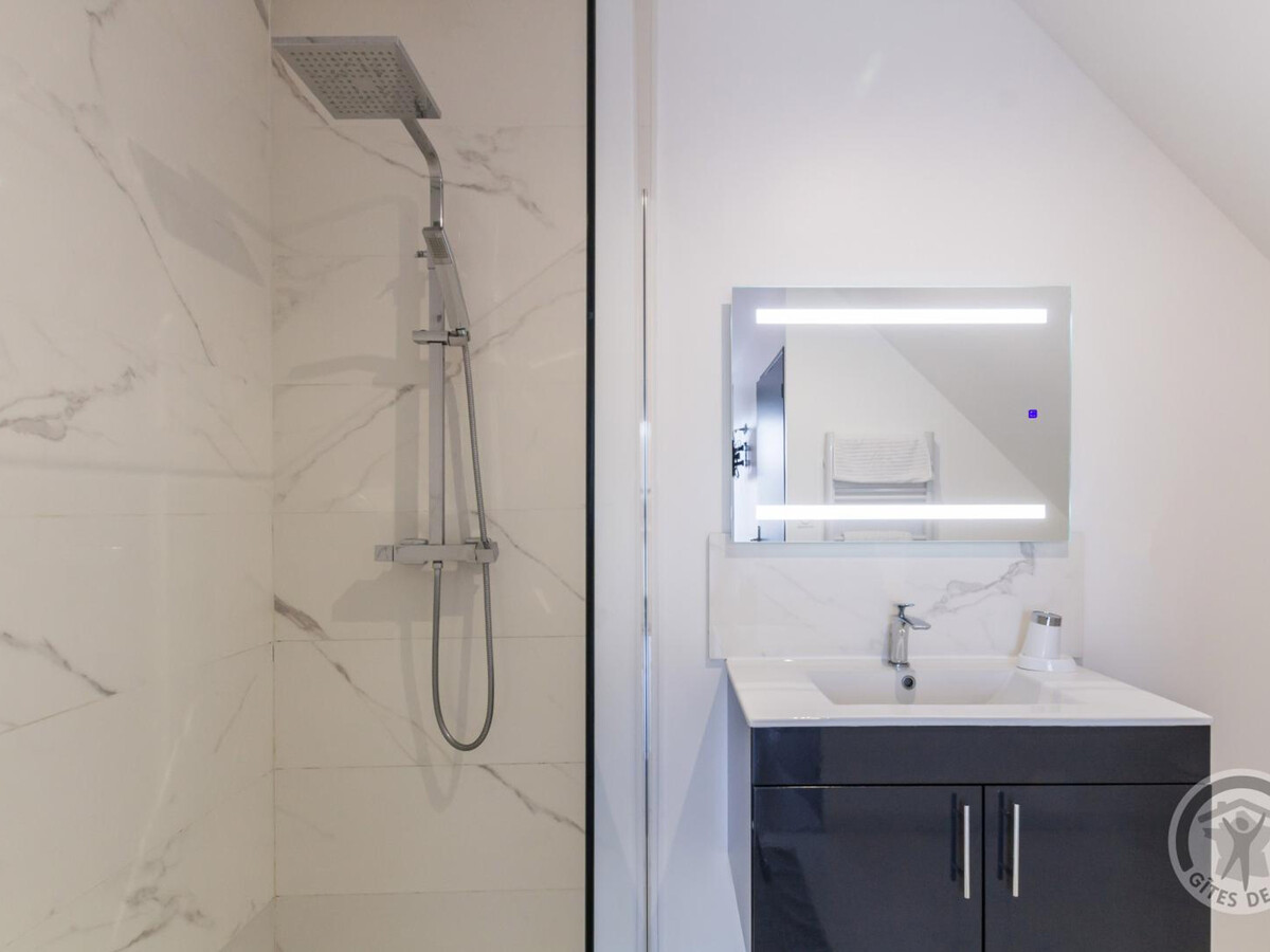 Gîte moderne avec spa privatif à Tourneville-sur-Mer - Photo 11