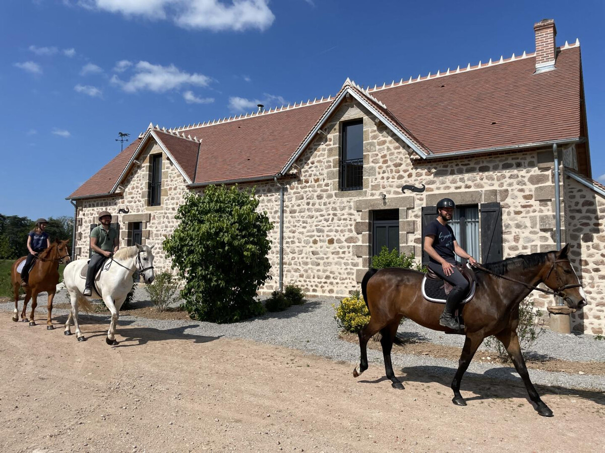 Gîte à la ferme, 4 pers., pierres et poutres à Ygrande - Photo 5