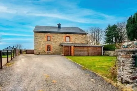 Location maison à Gouvy, Authentique maison de vacances à Gouvy avec bien-être