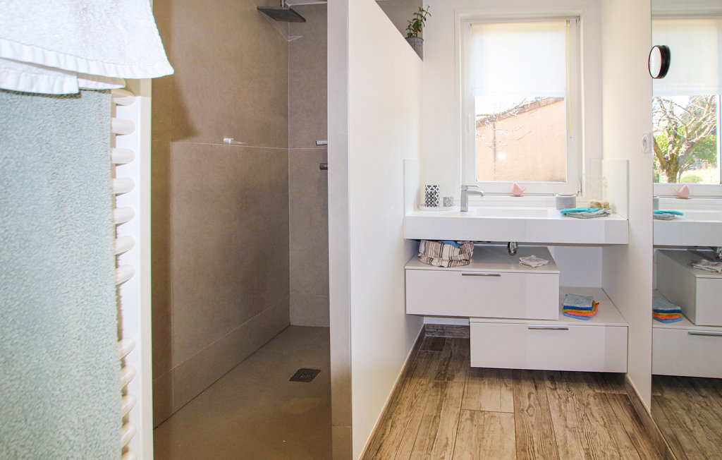 Villa moderne 5 chambres avec piscine privée à Sauzet - Photo 25