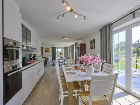 Maison de Pierre de Pierre à Lierneux, vue 360° sur les collines : photo 3
