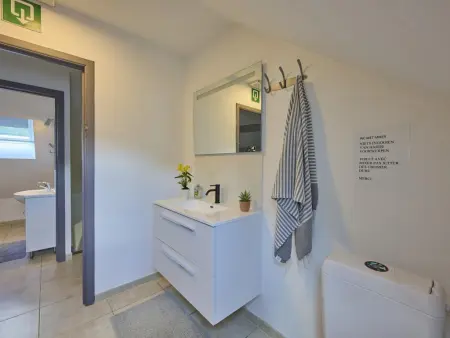 Maison de Pierre de Pierre à Lierneux, vue 360° sur les collines : photo 6