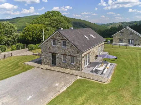 Maison de Pierre de Pierre à Lierneux, vue 360° sur les collines : photo 12