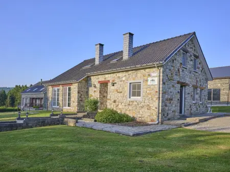 Maison de Pierre de Pierre à Lierneux, vue 360° sur les collines : photo 17