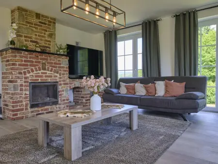 Maison de Pierre de Pierre à Lierneux, vue 360° sur les collines : photo 23