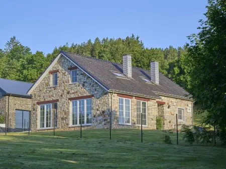 Maison de Pierre de Pierre à Lierneux, vue 360° sur les collines : photo 30