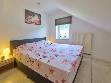 Maison de Pierre de Pierre à Lierneux, vue 360° sur les collines : photo 32