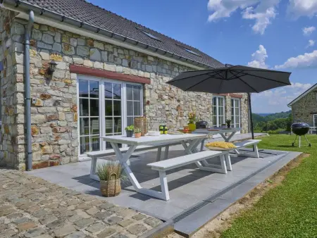 Maison de Pierre de Pierre à Lierneux, vue 360° sur les collines : photo 35
