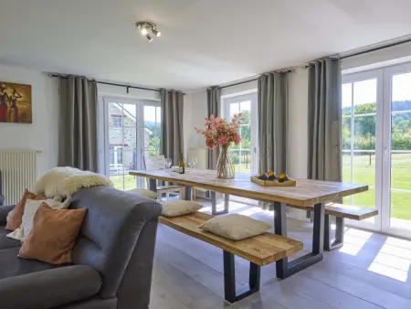 Maison de Pierre de Pierre à Lierneux, vue 360° sur les collines : photo 36
