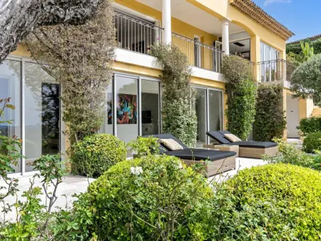 Villa Golf d'Or C6 avec piscine chauffée, vue mer et golf à Sainte-Maxime : photo 6