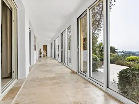 Villa Golf d'Or C6 avec piscine chauffée, vue mer et golf à Sainte-Maxime : photo 25