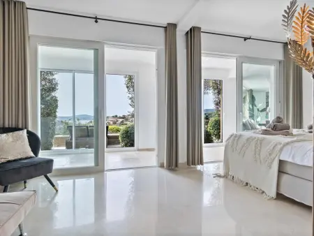 Villa Golf d'Or C6 avec piscine chauffée, vue mer et golf à Sainte-Maxime : photo 26