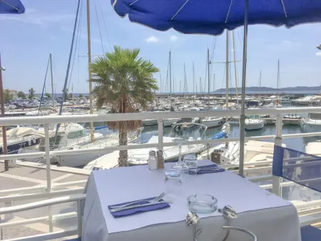 Villa Golf d'Or C6 avec piscine chauffée, vue mer et golf à Sainte-Maxime : photo 42