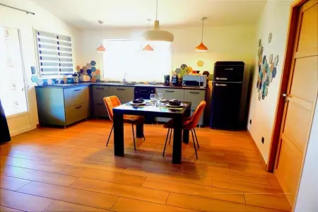 Alexiane&Co Gîte en Ardèche, Beau gîte en Ardèche avec piscine et belles vues ! - Photo 3
