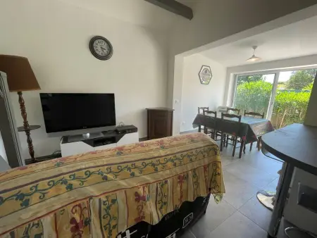 Maison rénovée climatisée, jardin à 1000m de la plage - Photo 2