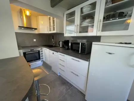 Maison rénovée climatisée, jardin à 1000m de la plage - Photo 7