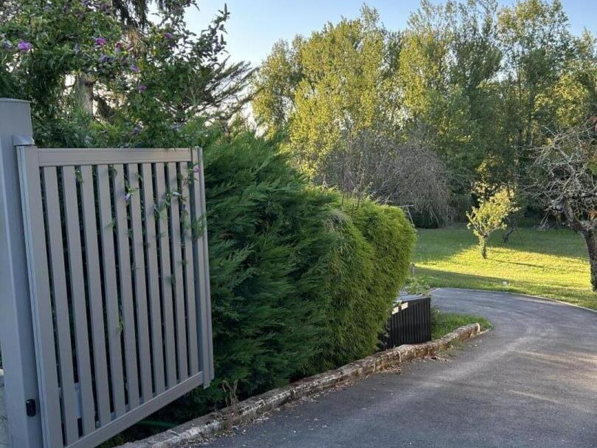 Gîte balnéo avec jardin privatif à La Chapelle-sur-Loire - Photo 4