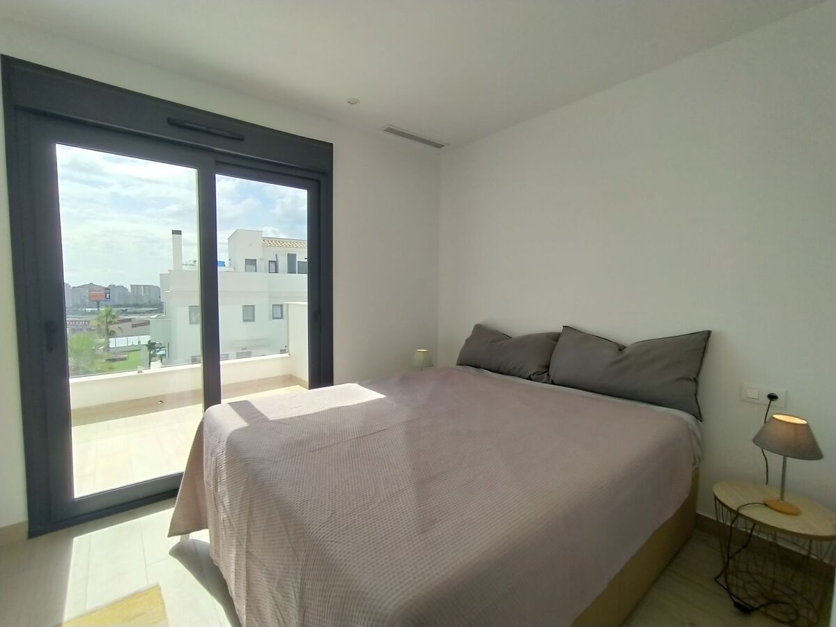 Maison mitoyenne 3 niveaux Residencial Panoramic - Photo 4