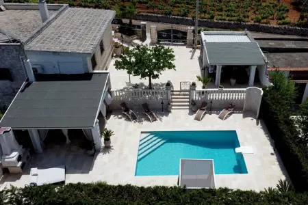 Luxury Vale Villa Locorotondo, Villa en Apulie avec Piscine et Barbecue - Photo 2