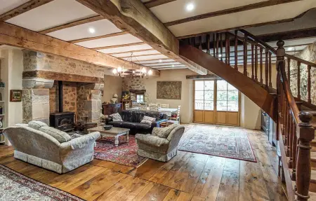 Beautifully renovated barn, Location Maison 8 personnes à Lunac - Photo 2