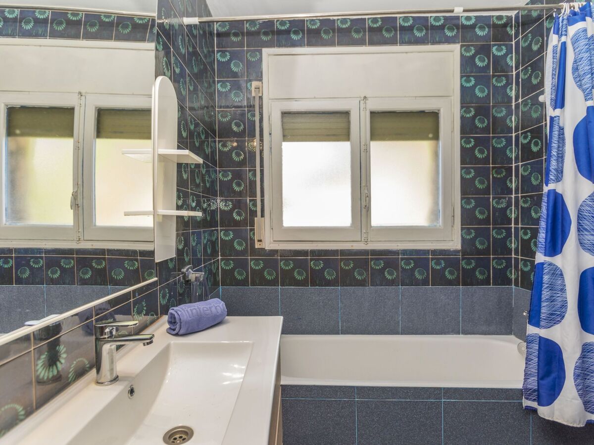 Villa Pedro – Maison 265 m² avec piscine privée à Els Boscos - Photo 14