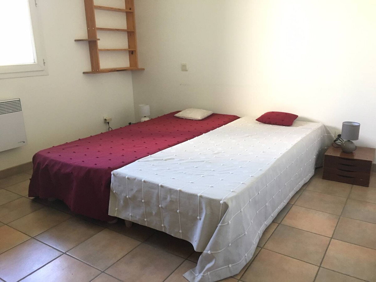 Maison 110 m² plain-pied, jardin cloturé, 3 ch. Céret - Photo 6