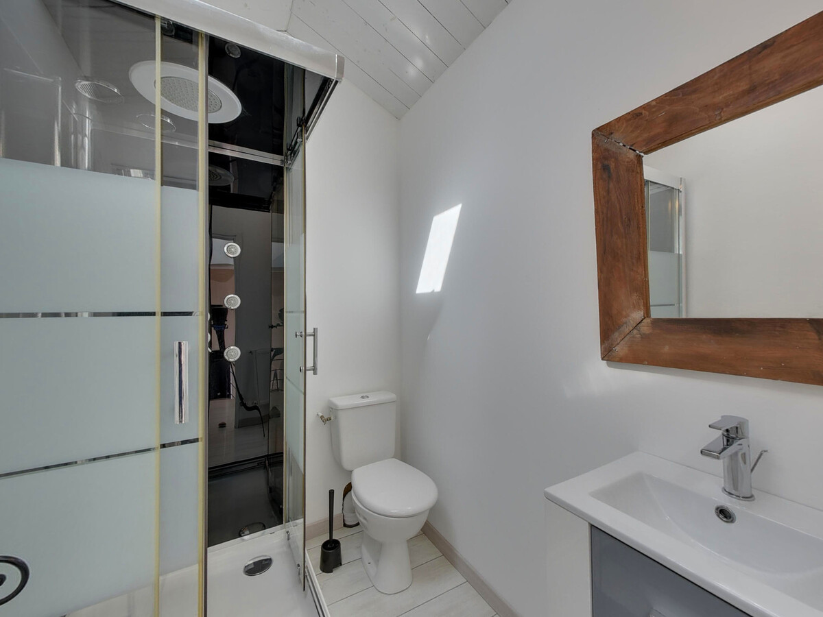 Maison rénovée 4 pers., piscine sécurisée et jardin clos - Photo 8