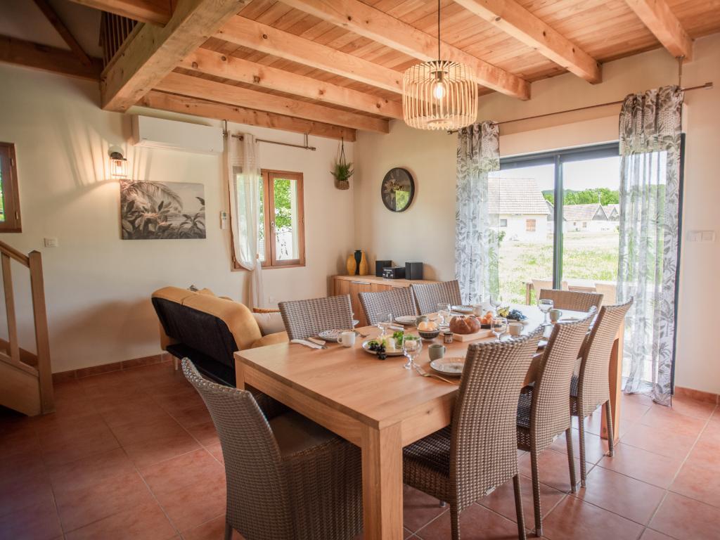 Maison avec piscine chauffée partagée à Lacapelle-Marival - Photo 3