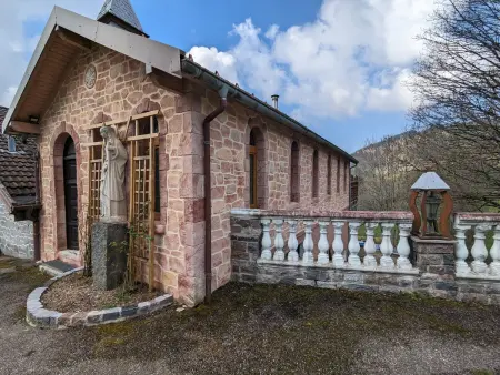 Ancienne chapelle aménagée en gîte indépendant avec terrasse et cheminée - Photo 21