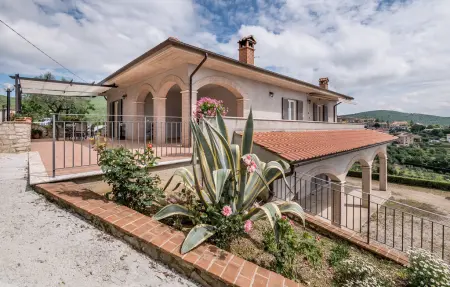 Location Maison 8 personnes à Amelia - Photo 12