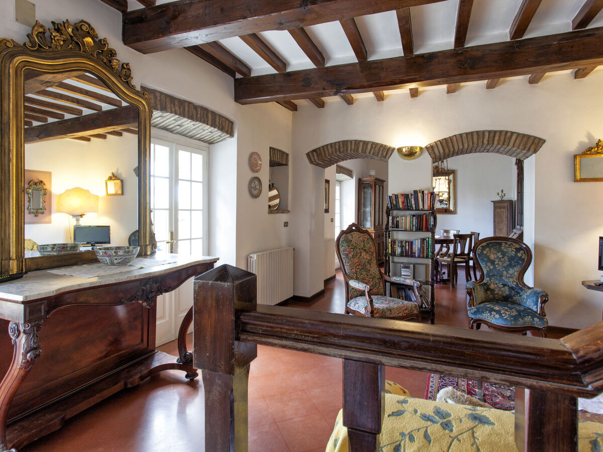 Villa Virgo à Cortona : 250 m², piscine partagée - Photo 6