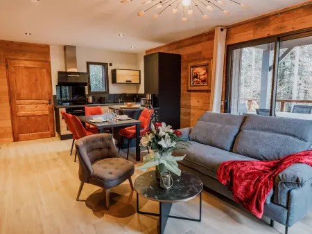 Lodge avec spa privatif et aire de jeux au Chambon-sur-Lignon : photo 2