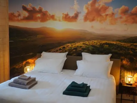 Lodge Bellecombe au golf du Chambon avec bain à remous : photo 8