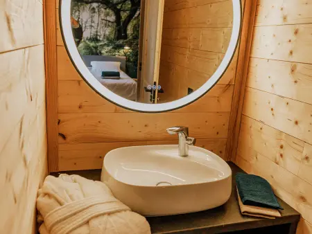 Lodge Bellecombe au golf du Chambon avec bain à remous : photo 9