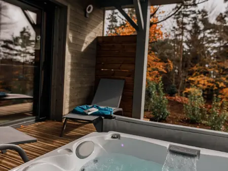 Lodge Bellecombe au golf du Chambon avec bain à remous : photo 11