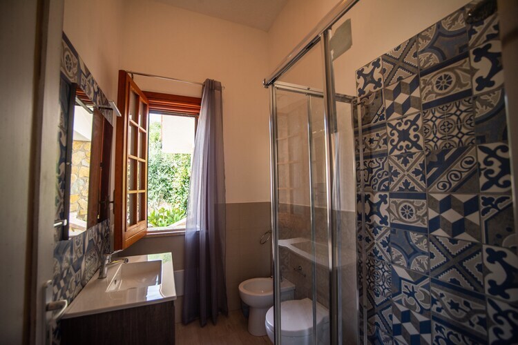 La Vela Sei – Maison 4 chambres piscine près de la plage - Photo 18