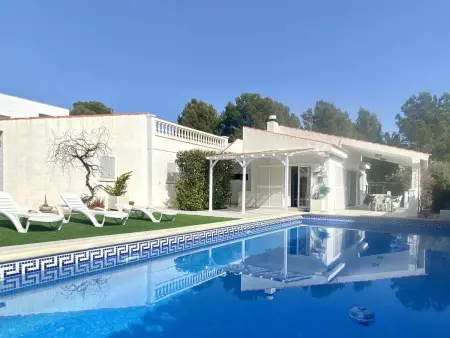 Location maison à L'Ametlla de Mar, Villa avec Piscine, Proche Mer et Plages, Idéale pour Familles, Costa Dorada
