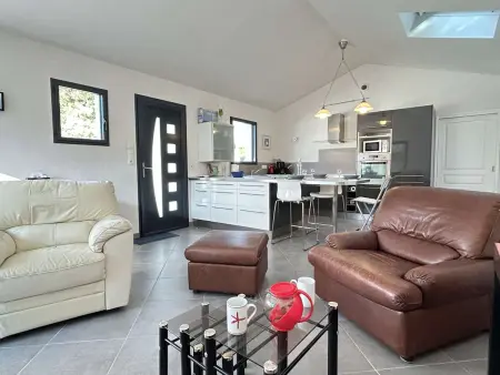 Maison 2 chambres avec jardin clos et BBQ, 800m plage : photo 3